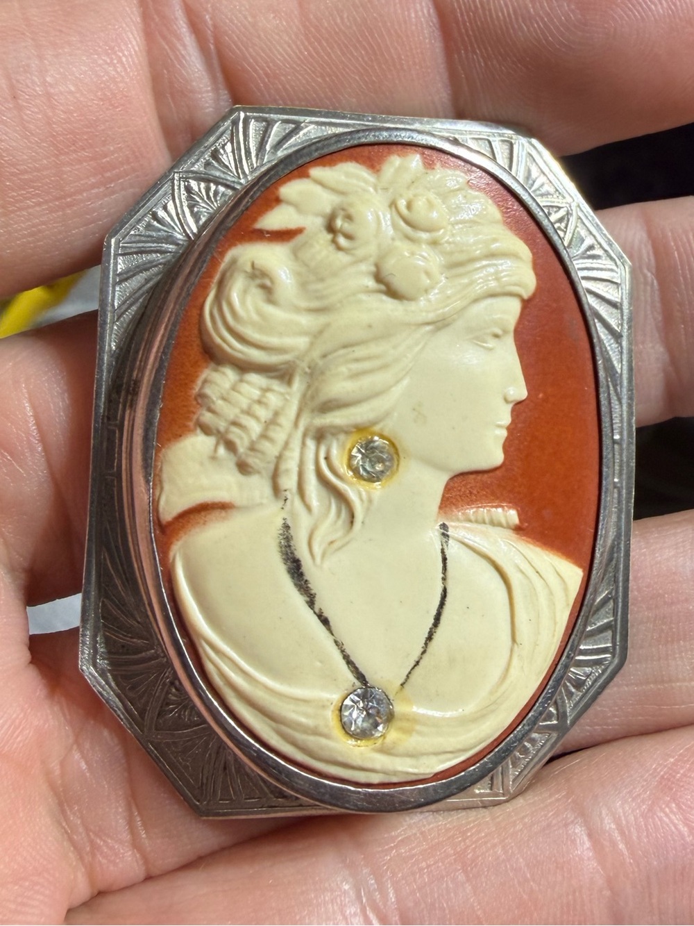 Vintage Silver Tone Celluloid Cameo Brooch